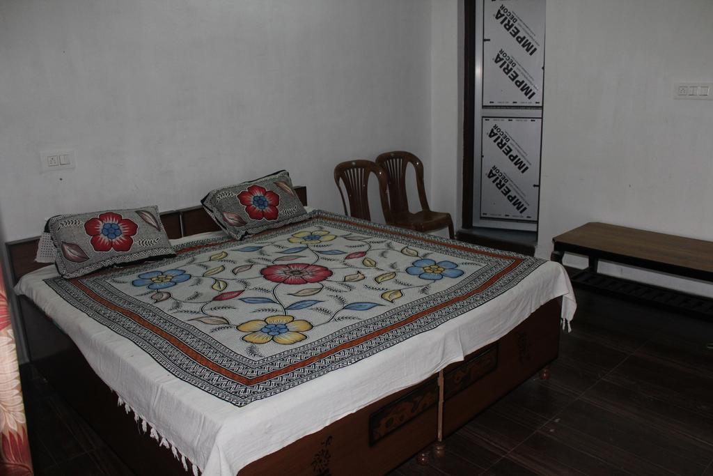 Mohinder & Mohindra Home Stay Bīr Zewnętrze zdjęcie