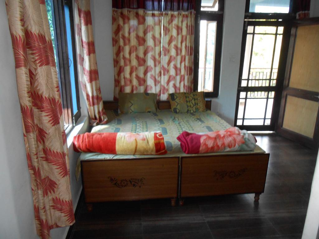 Mohinder & Mohindra Home Stay Bīr Zewnętrze zdjęcie