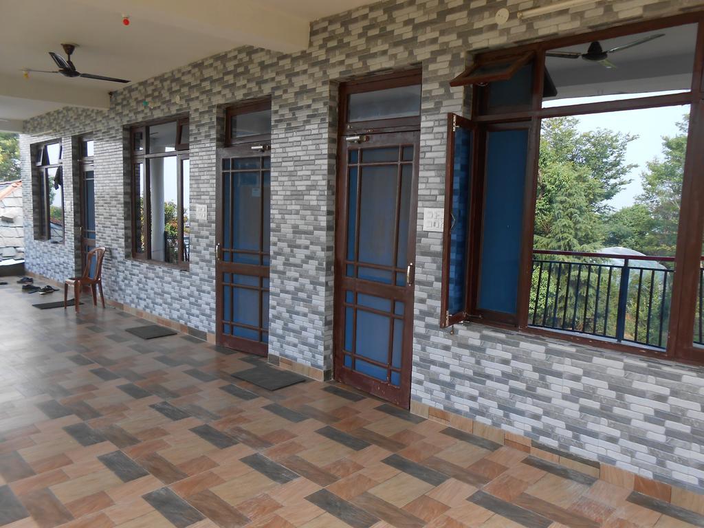 Mohinder & Mohindra Home Stay Bīr Zewnętrze zdjęcie